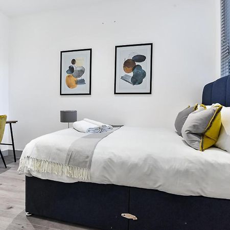 Lovely 2 Bedroom Apartment In Greater London Eksteriør billede