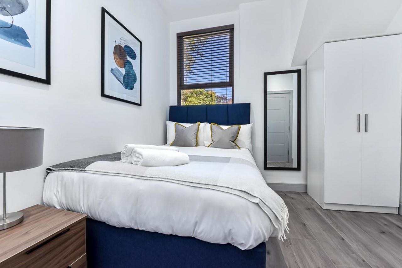 Lovely 2 Bedroom Apartment In Greater London Eksteriør billede